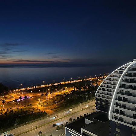 White Sails Residential Hotel Batumi Exterior photo