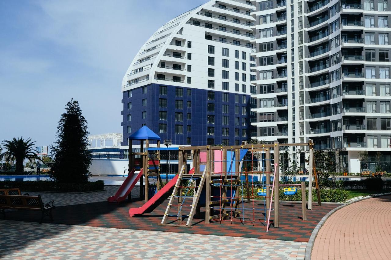 White Sails Residential Hotel Batumi Exterior photo