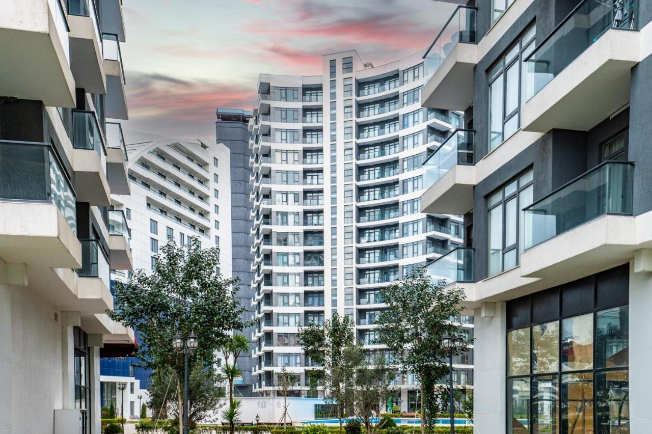 White Sails Residential Hotel Batumi Exterior photo