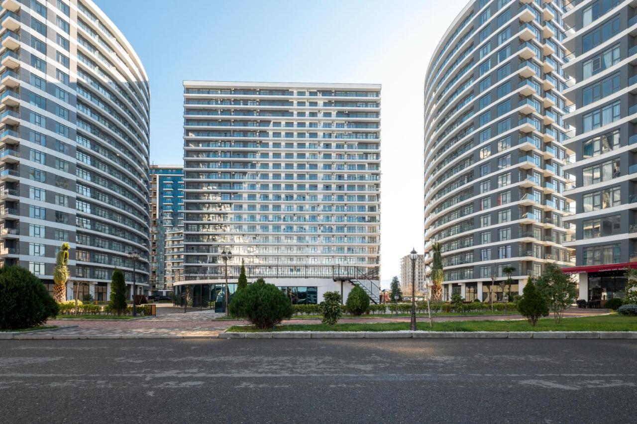White Sails Residential Hotel Batumi Exterior photo