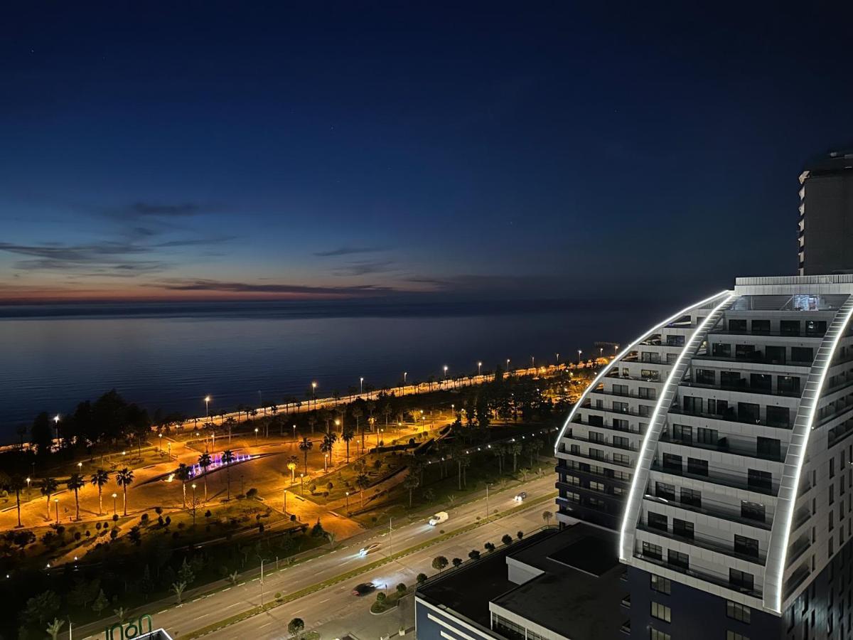 White Sails Residential Hotel Batumi Exterior photo